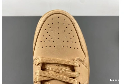Hyperoad “Pale Vanilla Air SE 1 Jordan Sand” Low 0813